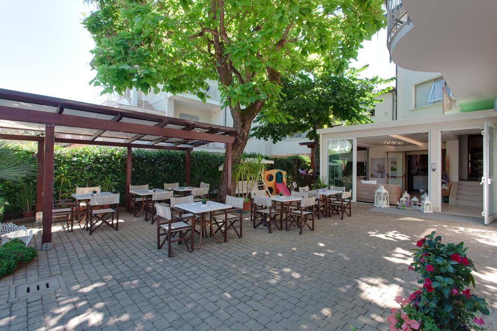 B&B Airone Cervia - Camere E Appartamenti Exterior foto