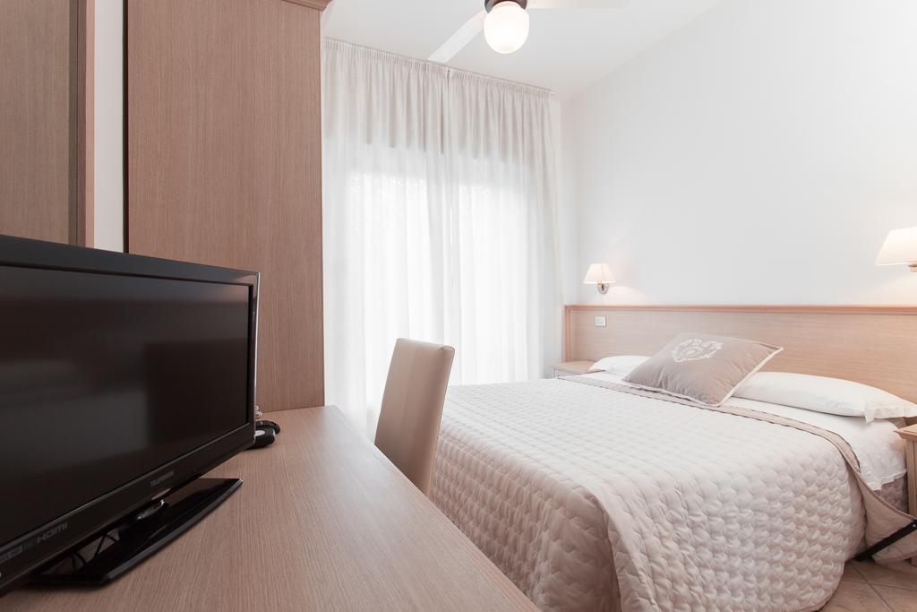 B&B Airone Cervia - Camere E Appartamenti Exterior foto
