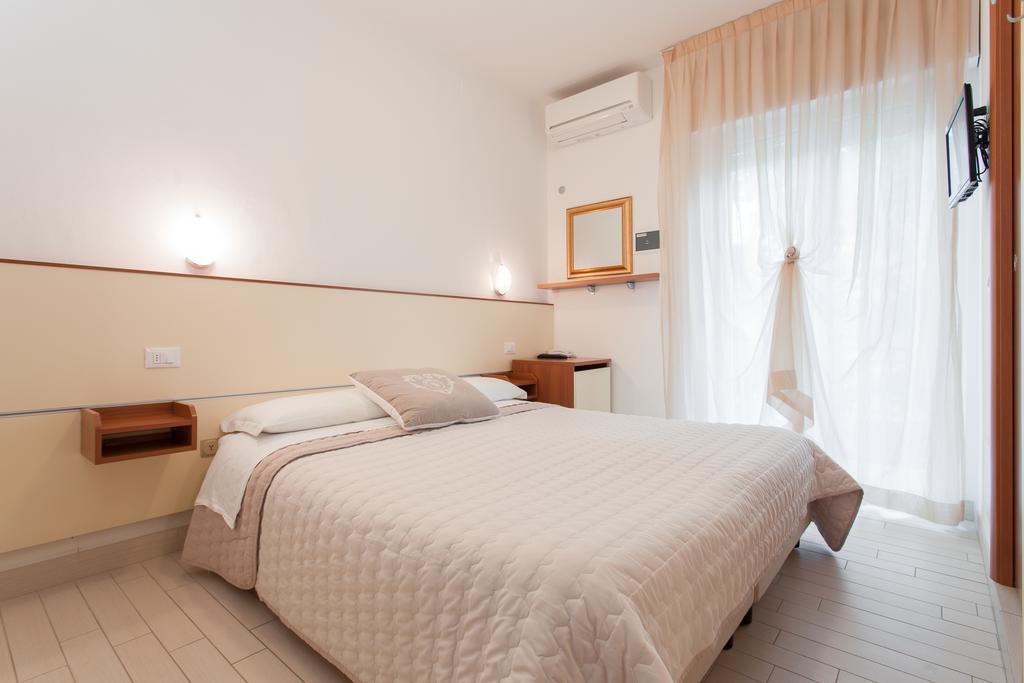 Airone Cervia B&B Camere E Appartamenti Exterior foto