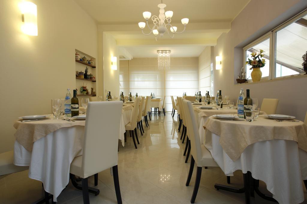B&B Airone Cervia - Camere E Appartamenti Exterior foto